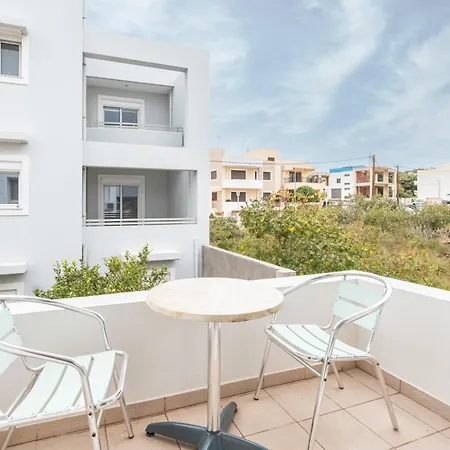 Apartament Ilia's With View 2