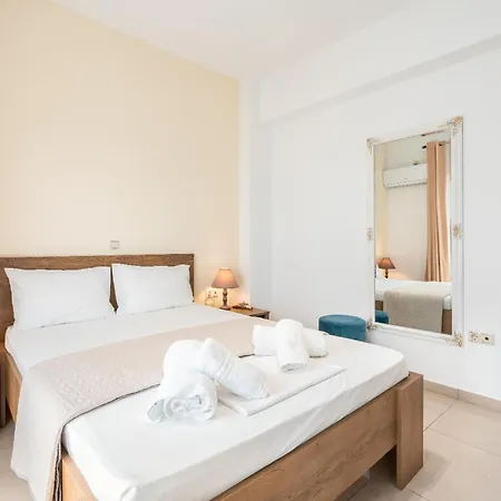 Apartament Ilia's With View 2 *